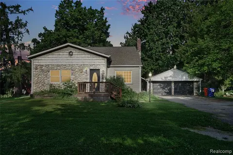 2476 Vandekarr Road, Owosso MI 48867 9129 home for sale