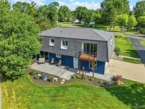 8612 Monroe Road, Durand MI 48429 1063 photo 2