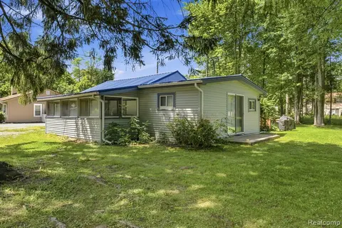 7496 Forest Drive, Lexington MI 48450 9139 photo 3