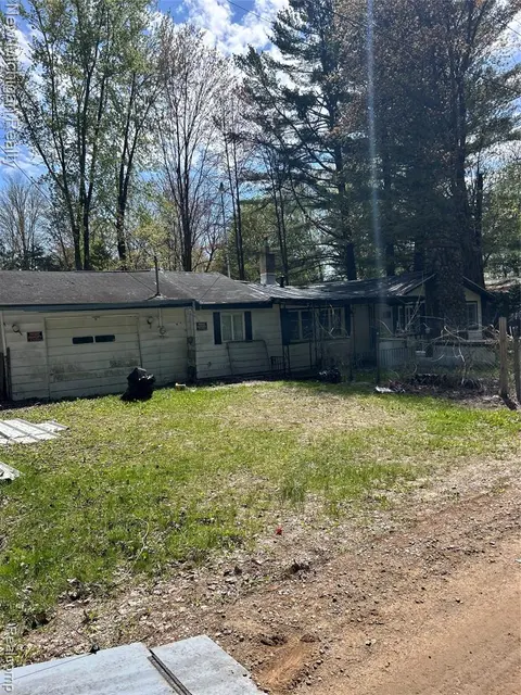 242 Hickory Street, Gladwin MI 48624 8395 home for sale