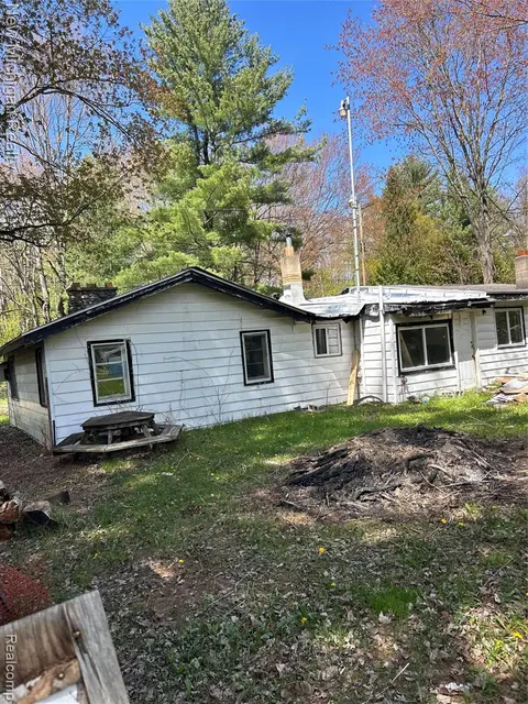 242 Hickory Street, Gladwin MI 48624 8395 photo 5