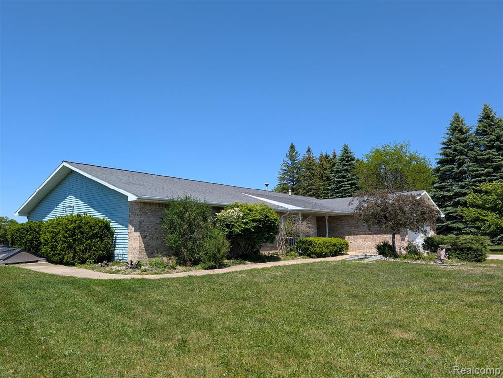 6237 Virginia Street, Cass City MI 48726 1057 photo 1