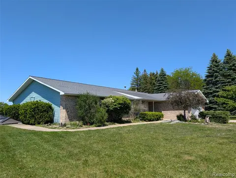 6237 Virginia Street, Cass City MI 48726 1057 home for sale