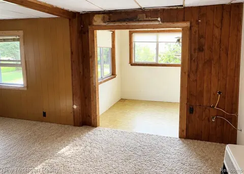 282 Hickory Street, Gladwin MI 48624 8395 photo 5