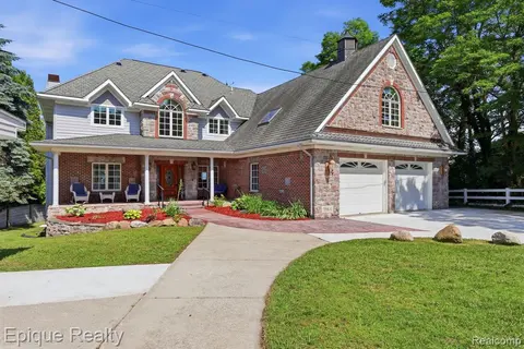 3864 Lakeshore Road, Deckerville MI 48427 9653 photo 2