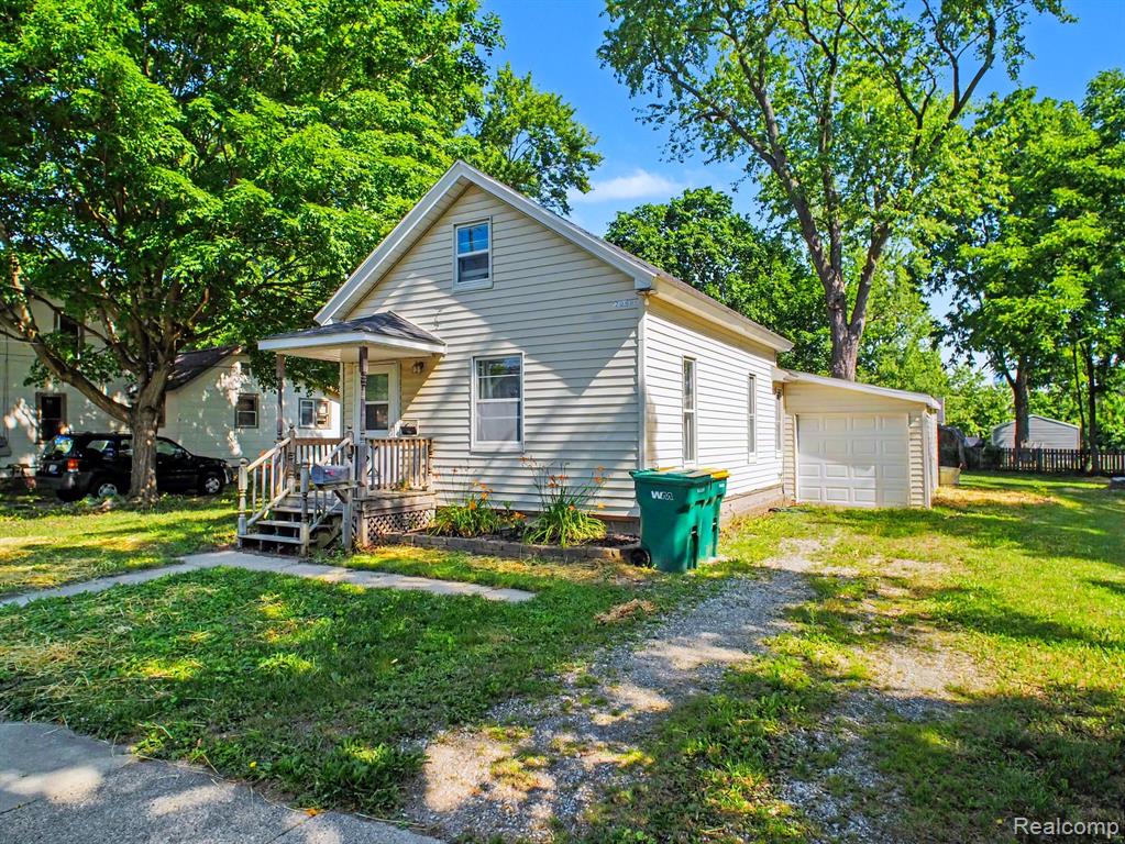 204 W Perry Street, Durand MI 48429 1638 photo 1