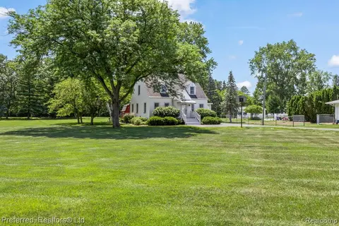 3792 Wheeler Road, Bay City MI 48706 1714 photo 4