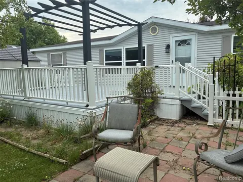 7364 Kings Court, Alma MI 48801 8725 manufactured home for sale