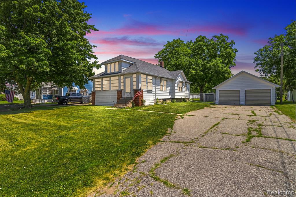 1709 Michigan Avenue, Bay City MI 48708 4913 photo 1