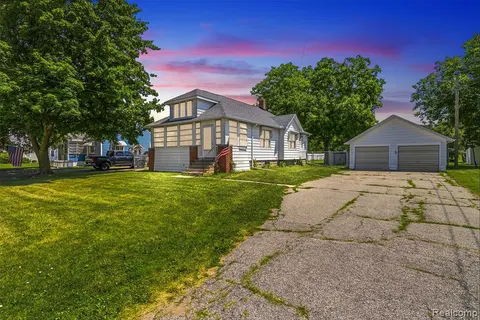 1709 Michigan Avenue, Bay City MI 48708 4913 home for sale