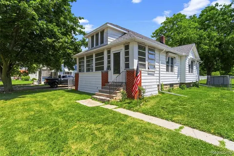 1709 Michigan Avenue, Bay City MI 48708 4913 photo 5