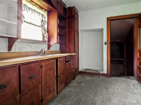 3009 Janes Avenue, Saginaw MI 48601 6312 photo 4
