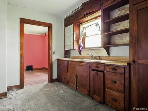 3009 Janes Avenue, Saginaw MI 48601 6312 photo 5