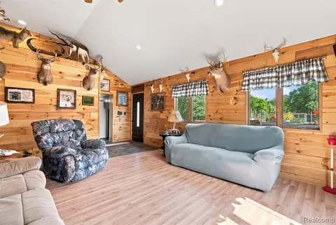 4201 Galbraith Line Road, Croswell MI 48422 8882 photo 5