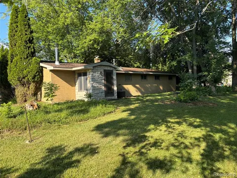 709 E Michigan Avenue, Au Gres MI 48703 9607 photo 4