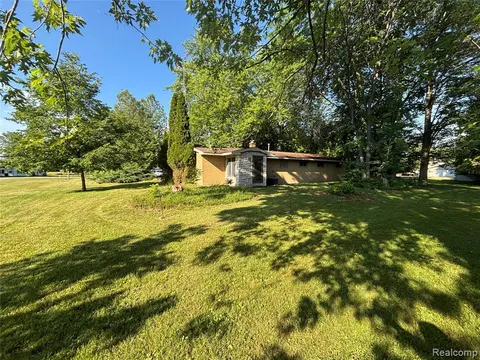 709 E Michigan Avenue, Au Gres MI 48703 9607 photo 5