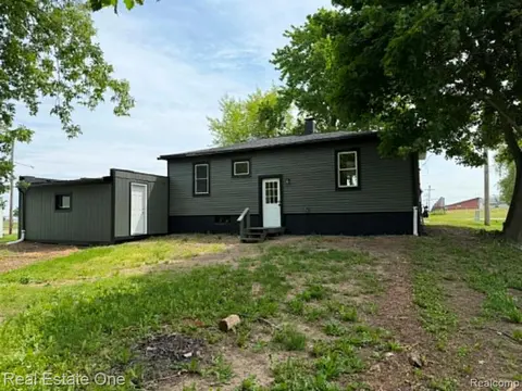 3585 Marcus Street, Deckerville MI 48427 7704 photo 4