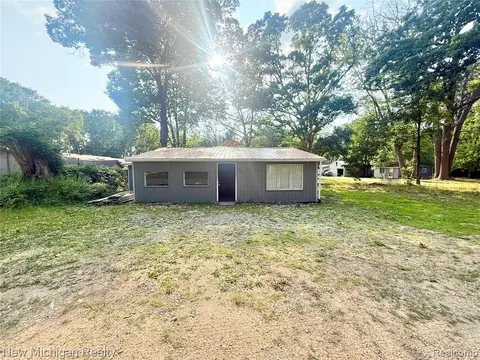 107 Hunter Drive, Lake MI 48632 9238 photo 2