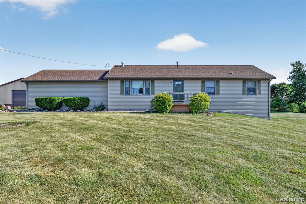 9889 Ditch Road, Chesaning MI 48616 9705 photo 1