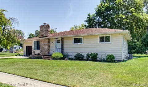 487 Atlanta Street, Saginaw MI 48604 2242 photo 3