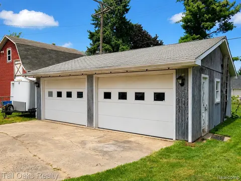 4660 Main Street, Millington MI 48746 9056 photo 3