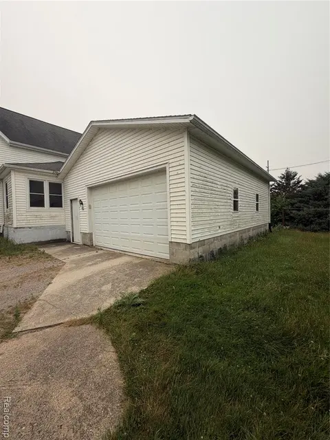 35 E Filion Road, Filion MI 48432 9730 photo 2