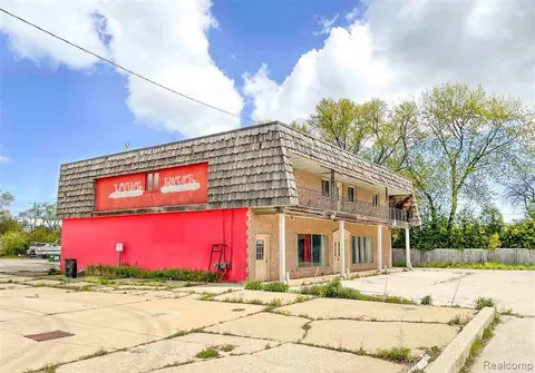 804 N Euclid #2 Avenue, Bay City MI 48706 photo 2
