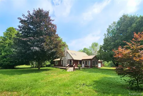 5665 White Creek Road, Marlette MI 48453 9606 photo 3