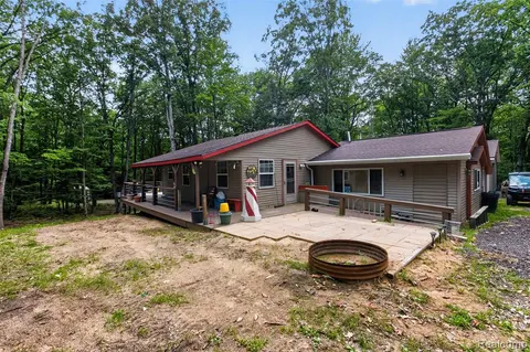 4522 Red Fox Run, Farwell MI 48622 9646 home for sale