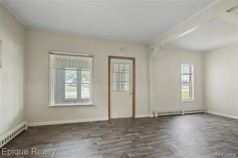2598 Black River Street, Deckerville MI 48427 9320 photo 2
