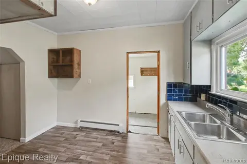 2598 Black River Street, Deckerville MI 48427 9320 photo 5