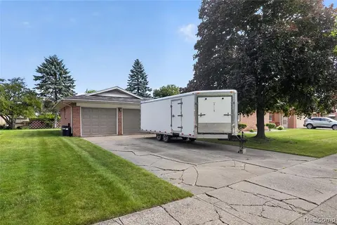 3404 Patricia Place, Saginaw MI 48602 3493 photo 3