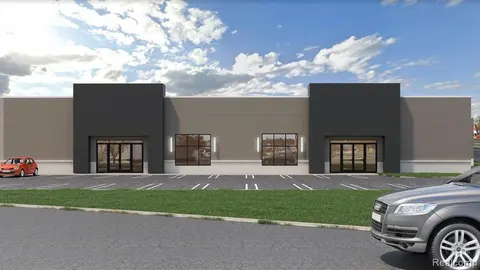6914 Eastman Avenue, Midland MI 48642 7810 photo 3