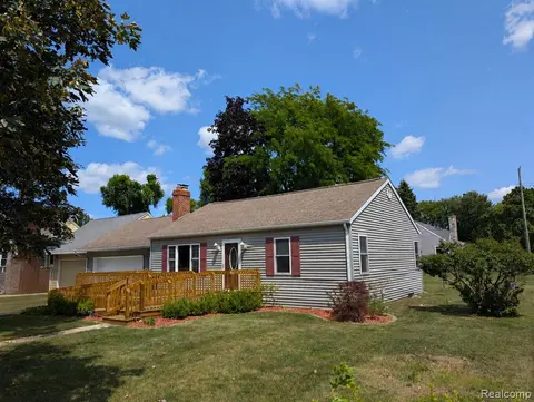 524 S Port Crescent Street, Bad Axe MI 48413 1307 photo 2