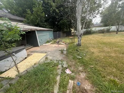 217 W Mcarthur Street, Corunna MI 48817 1326 photo 3