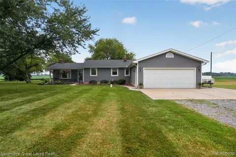 6249 New Lothrop Road, New Lothrop MI 48460 9750 photo 3