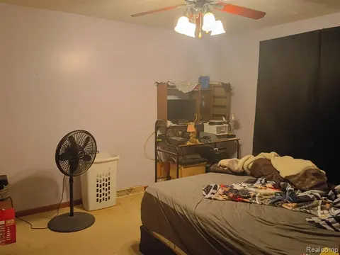 424 Maple Avenue, Owosso MI 48867 photo 5