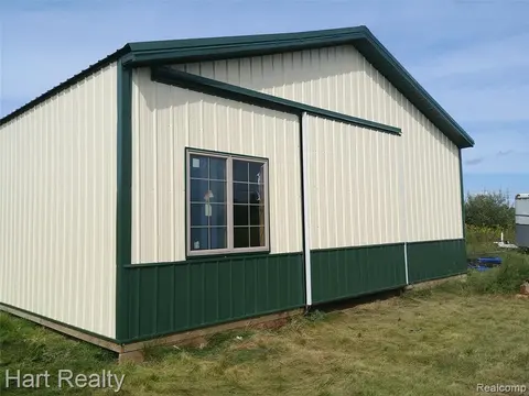 909 W Barnes Road, Fostoria MI 48435 9713 photo 3