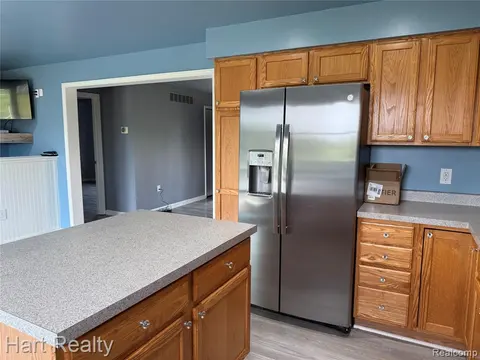 909 W Barnes Road, Fostoria MI 48435 9713 photo 5