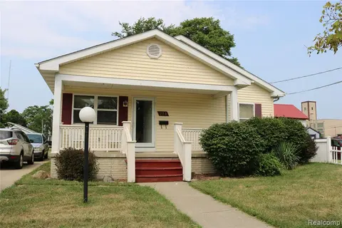 213 S 4th Avenue, Saginaw MI 48607 1506 home for sale