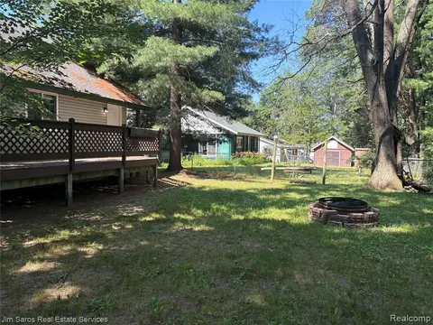3871 Oakgrove Road, Harrison MI 48625 8729 photo 2