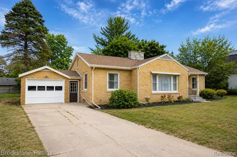620 W Huron Avenue, Vassar MI 48768 1125 photo 3