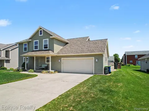 8686 Summer Ridge Drive, Freeland MI 48623 9129 photo 3
