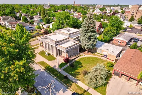 701 N Vanburen Street, Bay City MI 48708 commercial property for sale