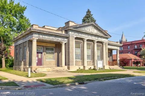 701 N Vanburen Street, Bay City MI 48708 photo 4