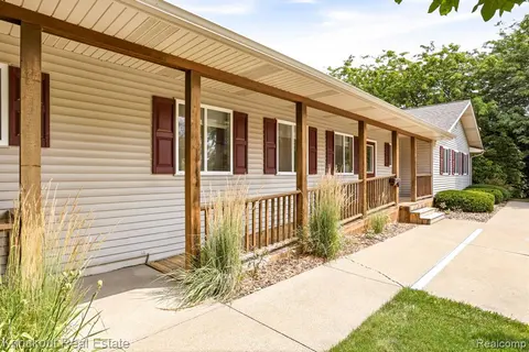 928 W Ardussi Street, Frankenmuth MI 48734 1457 photo 5