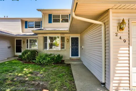 249 Churchgrove Road, Frankenmuth MI 48734 1036 condo for sale