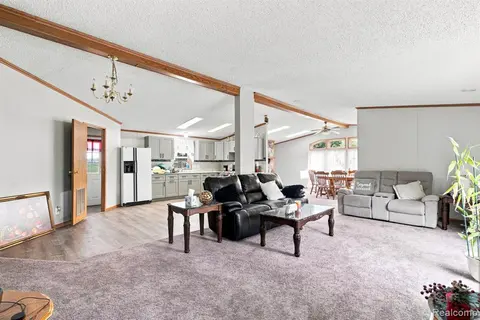 2390 Lakeshore Road, Applegate MI 48401 9632 photo 5