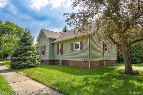 2502 Stobbe Street, Saginaw MI 48602 4057 photo 4