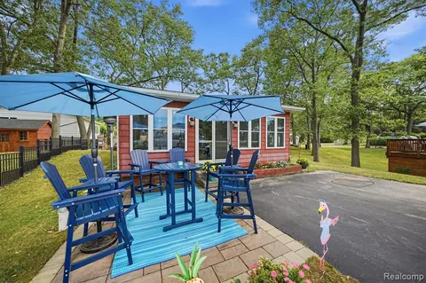 4599 Port Austin Road, Caseville MI 48725 9792 photo 3